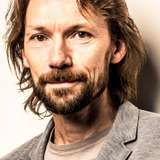 Nigel Martin Davey — Earl of Pembroke