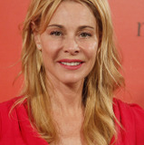 Belén Rueda — Sara Cruz