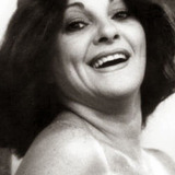 Yara Amaral — Áurea Santos Fragoso