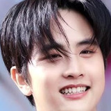 ภูวนัย แสงวรรณ์ — Waan