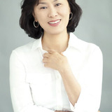 Bae Jeong-mi — Choi Soo Jeong / Deok Hwa's Grandmother / Female Student (voice)