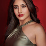 Surbhi Chandna — Anika Singh Oberoi