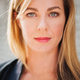 Joanne Hunt — Amanda Bradford