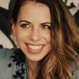 Лора Бэйли — Cassie Lang