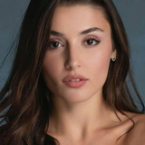Ханде Ерчел — Leyla