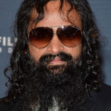 Суреш Джон — Malik