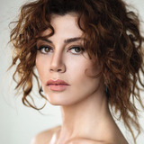 Gökçe Bahadır — Aysel