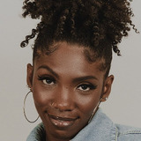Késia Estácio — Rayanne