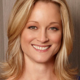Teri Polo — Amanda Hampton