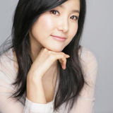 왕희지 — Yoon Shil-jang (Na Geum-soon Hair salon Teacher)