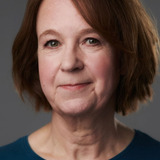 Вики Пеппердин — Lucy Hunt