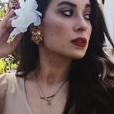 Nihan Tufekcioglu — Sezin