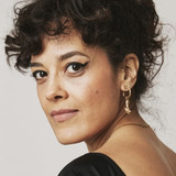 Maeve Jinkings — Domingas