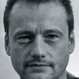 Jesper Malm — Mann med plantegninger