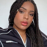 Chloë Behiels — Aïsha