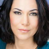 Кира Загорская — Dr. Julia Walker