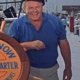 Alan Hale Jr. — Skipper Jonas Grumby