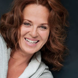 Christine Klein — Frau Dr. Haller