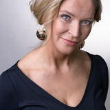Mirja Oksanen — Naisspurgu