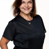 Yaçanã Martins — Célia Mendes (Celinha)