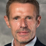 Lambert Wilson — Charles Contignet