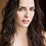 Marisa Román — Vanessa Montilla