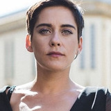 María León — Lola