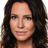 Juliana Knust — Sandra Diniz Moutinho (Sandrinha)