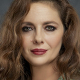 Nilüfer Açıkalın — Gülten Karaaslan
