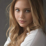 Таллула Эванс — Lily Riser