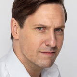 Jakob Öhrman — Sebastian "Sebu" Brovik