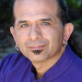 Mike Martinez — Tito Jackson (voz)