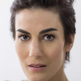 Moana Ferré — Karine, Galeriste