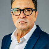 Fernando Luís — Inspetor Jorge Mendes