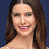 Beren Saat — Bihter Yöreoğlu Ziyagil
