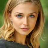 Софи Симнетт — Claudia
