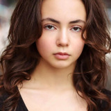 Хала Финли — Emme Burns