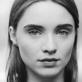 Wiktoria Filus — Young Laura