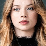 Luna Wedler — Claudia Weiss