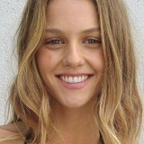 Isabelle Cornish — Vicki