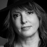 Coryn Caspar — Lina (voice)