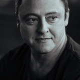 Саймон Мэйден — Russell Shanks