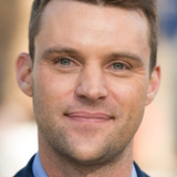 Джесси Спенсер — Robert Chase