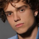 Matheus Polis — Théo (Jovem)