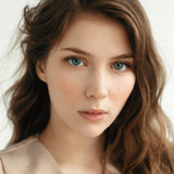 Тина Стойилкович — Ксюша в юности