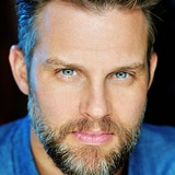 Трэвис Шульдт — Deputy Chase Williams