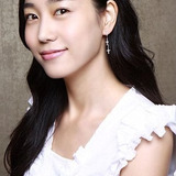 Ha Si-eun — Lee Sun-young (Chul-woong's wife)