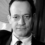 Ted Raimi — Lieutenant Tim O'Neill