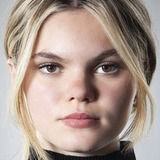 Sasha Gravat Harsch — Milla