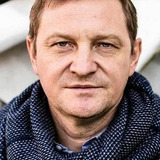 Юлиуш Хшонстовский — Bogdan Pietrzak
